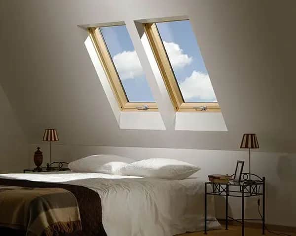 Jak uszczelnić okna dachowe Velux i uniknąć przecieków i zimna
