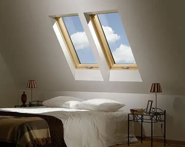 Jak uszczelnić okna dachowe Velux i uniknąć przecieków i zimna