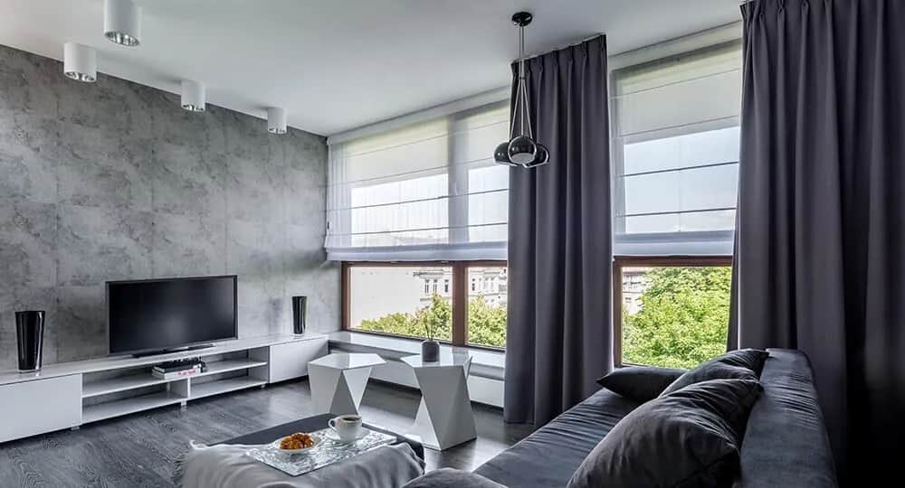 Jakie rolety do salonu: wybierz idealne rozwiązanie dla swojego wnętrza