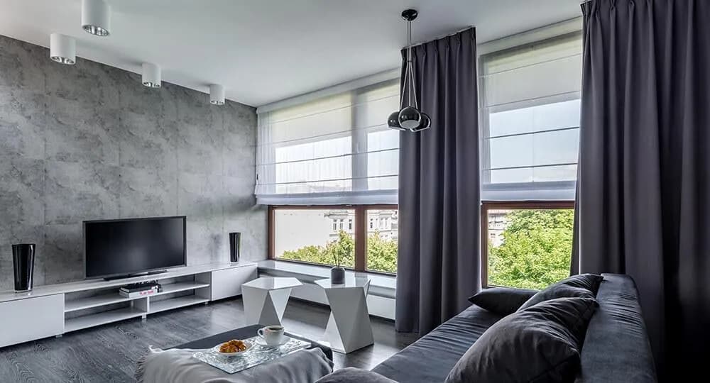 Jakie rolety do salonu: wybierz idealne rozwiązanie dla swojego wnętrza