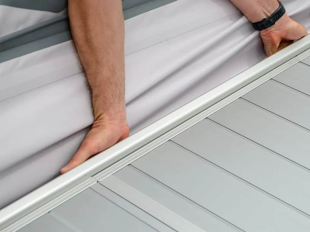 Jak zrobić podłogę do pontonu - proste sposoby na trwałe rozwiązania